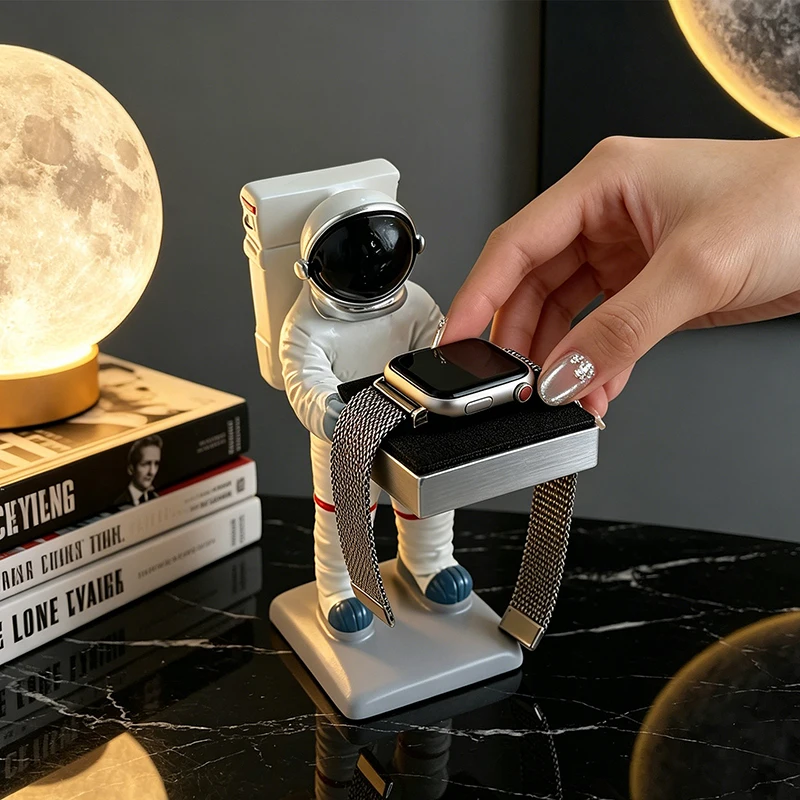 Kreatywny stojak na zegarek z  – Smartwatch Apple Watch recenzja i cena